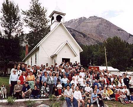 Field Reunion group photograph.